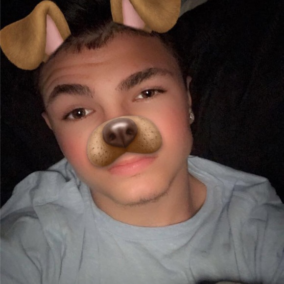 Profile Picture of Michael Schweikle (@michaelboii6) on Poshmark