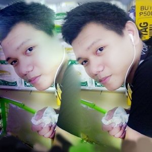 Profile Picture of Ralph Christian Daquiz Esguerra (@rallupier) on Myspace