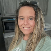 Profile Picture of Ashley Gwin (@ashleygwin1989) on Youtube