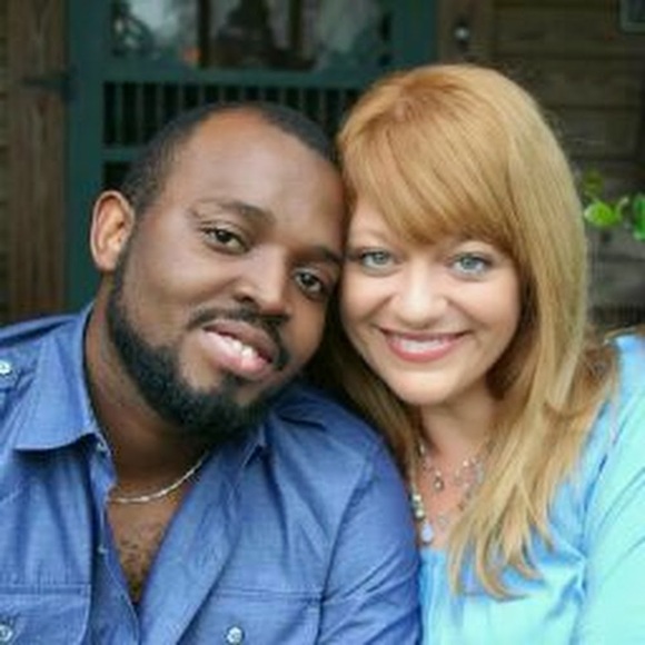 Profile Picture of Jennifer Hayes onwana (@jenkatx) on Poshmark