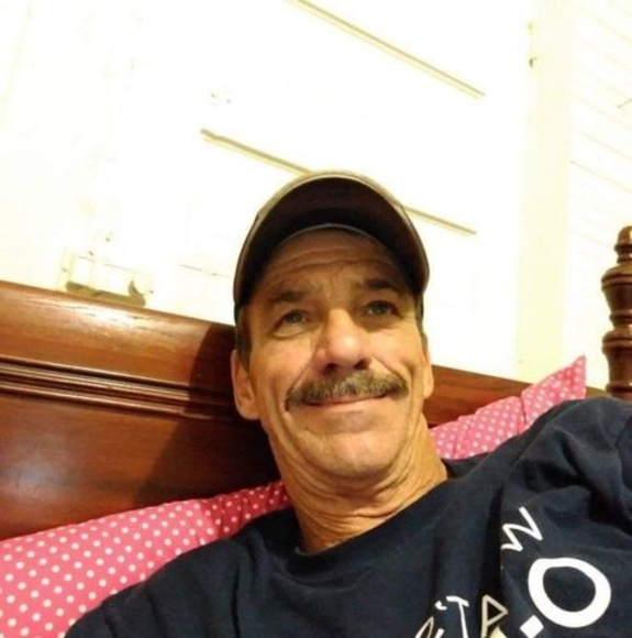 Profile Picture of David Wayne (@davidwayne469) on Poshmark