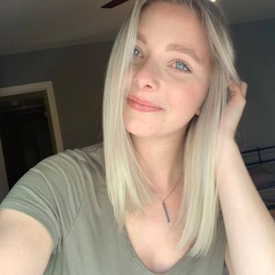 Profile Picture of Casey Moore 🌻 (@caseymoore711) on Twitter