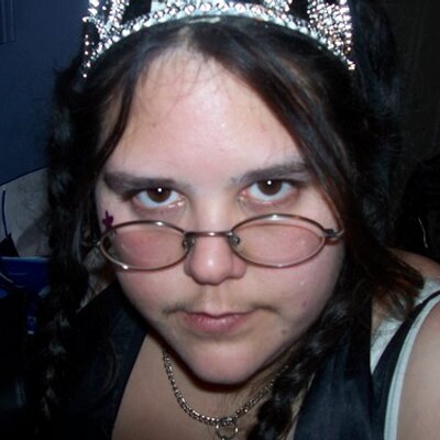 Profile Picture of Kim Dupuis (@kimmignonne) on Twitter