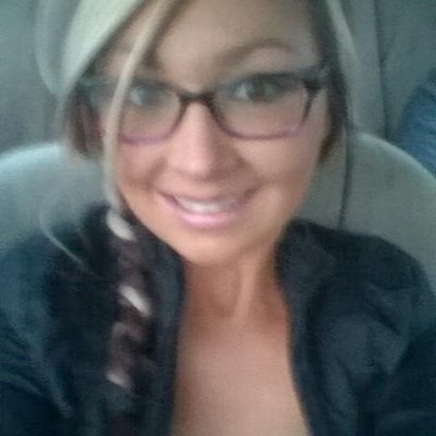 Profile Picture of Nicole Robinette (@NicRobin85) on Twitter