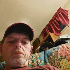 Profile Picture of erikhogarth (@erikhogarth) on Tiktok