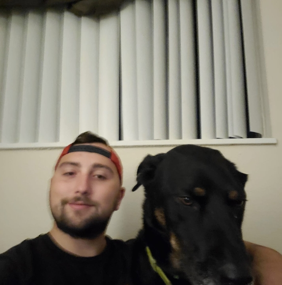 Profile Picture of Andy Tsouris (@bigdaddy0721) on Poshmark