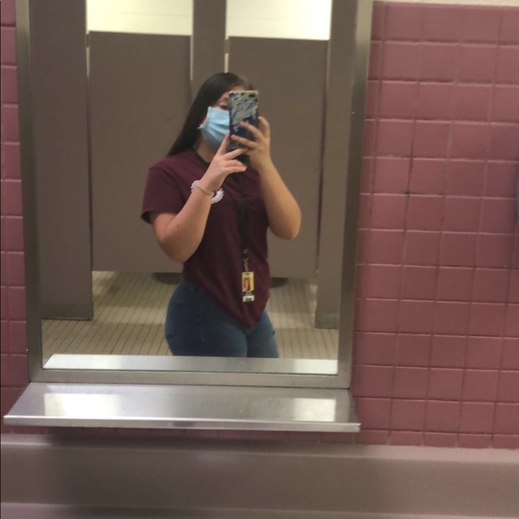 Profile Picture of Gabriella Forrester (@gforrester06) on Poshmark