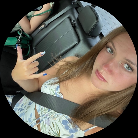 Profile Picture of Taylor Wilkins (@taylorw517) on Poshmark