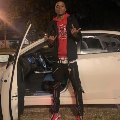 Profile Picture of Bones 🏴‍☠️ (@tyler_braxton11) on Twitter