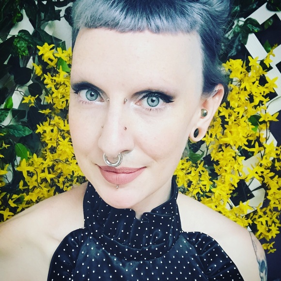 Profile Picture of Ariel Rathbun (@polly_eurethane) on Poshmark
