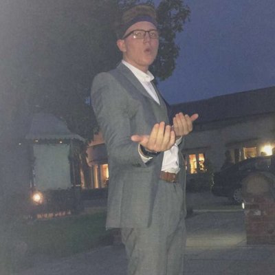 Profile Picture of Tom Willis (@tomwillis2001) on Twitter