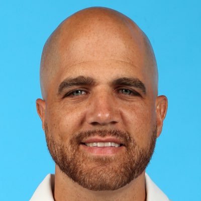 Profile Picture of Jay Hernandez (@CoachJayH) on Twitter