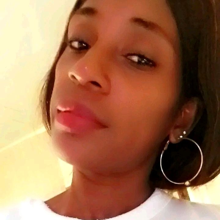 Profile Picture of Luisa Ambrósio Lu (@luisa_ambrosio) on Tiktok