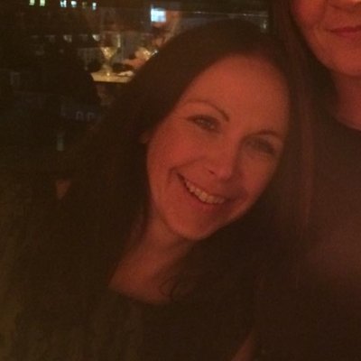 Profile Picture of Helen Turner (@HelenBuzzTurner) on Twitter