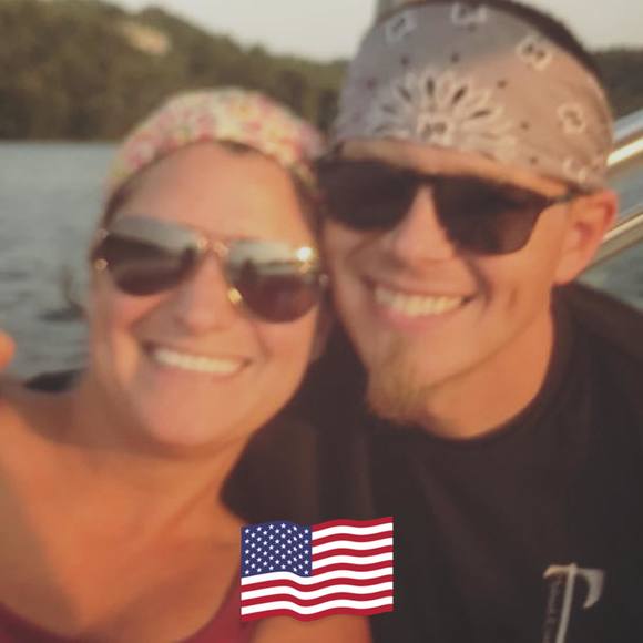 Profile Picture of Joe Carlson (@joeycarlson38) on Poshmark