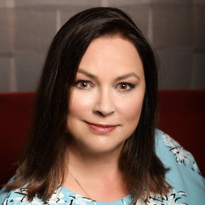 Profile Picture of Nancy Helms (@hoteldiva) on Twitter
