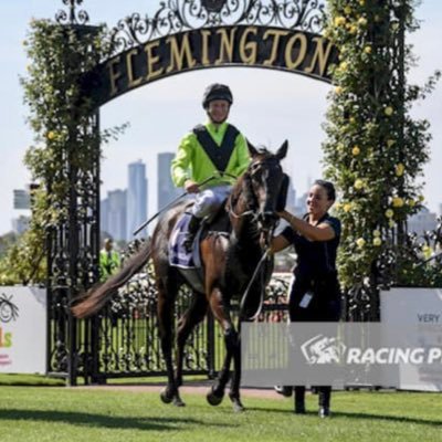 Profile Picture of Scott WilliaⓂ️son (@epsom80) on Twitter