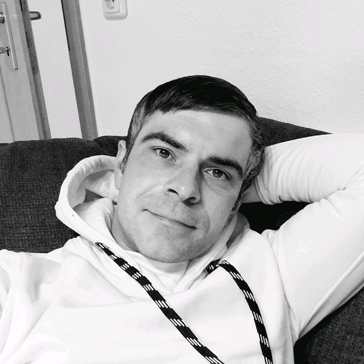 Profile Picture of Robertroder (@robertroder) on Tiktok