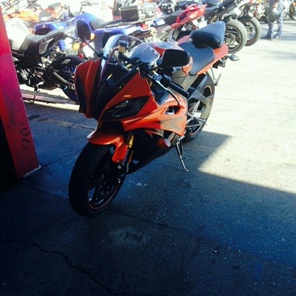 Profile Picture of Daniel Silva (@dannysilva93) on Poshmark