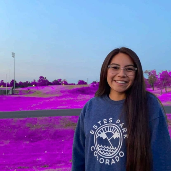 Profile Picture of Karlene Calavaza (@karlene98) on Poshmark