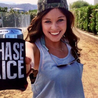 Profile Picture of Olivia Schroeder (@ojschroeder) on Twitter
