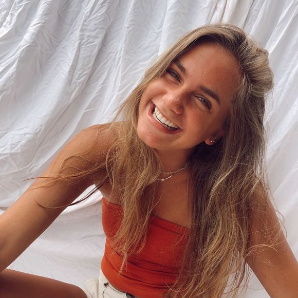 Profile Picture of Cleonise Johnson (@annjohnson123) on Poshmark