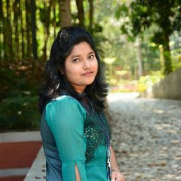 Profile Picture of Anika Chowdhury (@anikachowdhu720) on Poshmark