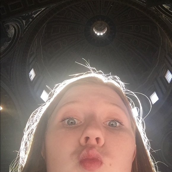 Profile Picture of Maddy Jordahl (@maddyjordahl) on Poshmark