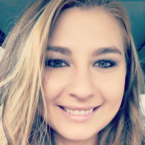 Profile Picture of Frankie Takala (@frtakala) on Poshmark
