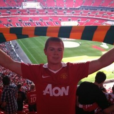 Profile Picture of Thomas Plumb (@dozzermufc) on Twitter