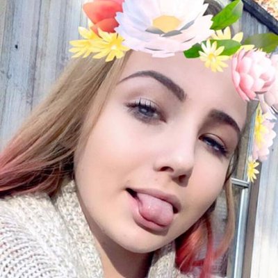 Profile Picture of Lindsey Huntsinger (@lindzpopp) on Twitter