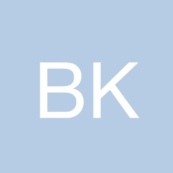 Profile Picture of Bennett Kevin (@gzawbavaud) on Poshmark