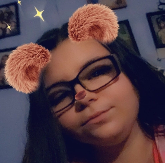 Profile Picture of Mandy Grimes (@mandygrimes7) on Poshmark