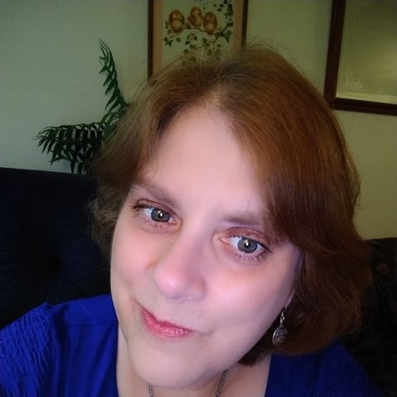 Profile Picture of Sherry Maxwell (@primadivasm) on Poshmark