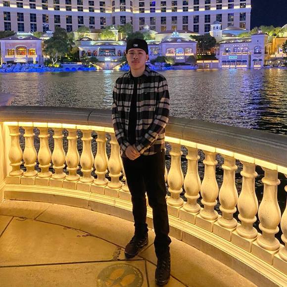 Profile Picture of Andrew Corona (@coronaandrew36) on Poshmark