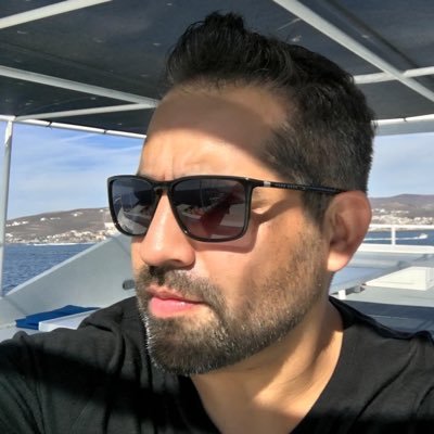 Profile Picture of Javier Mendoza (@javiesocal) on Twitter
