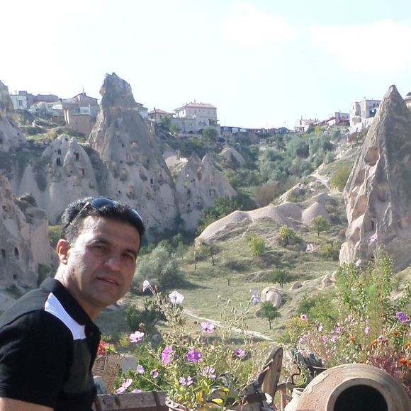 Shahram Namvar - Poshmark Profile Picture of Shahram Namvar (@shahram_namvar) on Poshmark