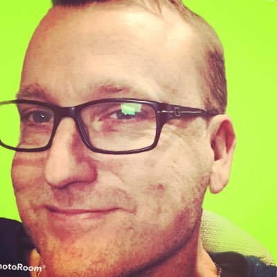 Profile Picture of Andy Pearce (@AndyPearceMusic) on Twitter