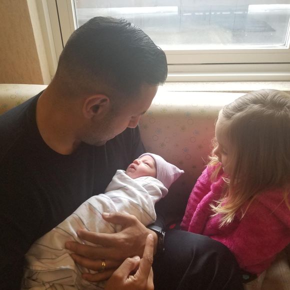 Profile Picture of Ban Opertesr (@esreses) on Poshmark