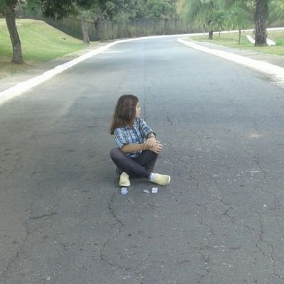 Profile Picture of Julia B3ar (@julia_slane) on Twitter