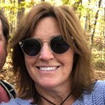 Profile Picture of Suzanne Andrews (@suzannesandrews) on Instagram