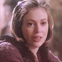 Profile Picture of Phoebe Halliwell. (@YouDontNeedDick) on Twitter