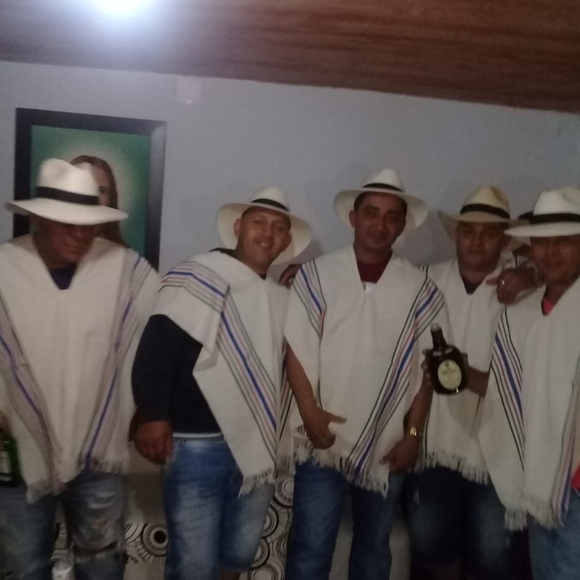 Profile Picture of Alexander Taborda patino (@medallo2779) on Poshmark