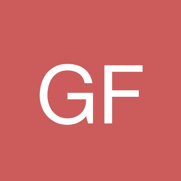 Profile Picture of Gigi Feigelis (@gigifeigelis) on Poshmark