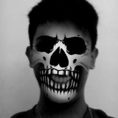 Profile Picture of Vince Edralin (@Fafa_Josiah) on Twitter
