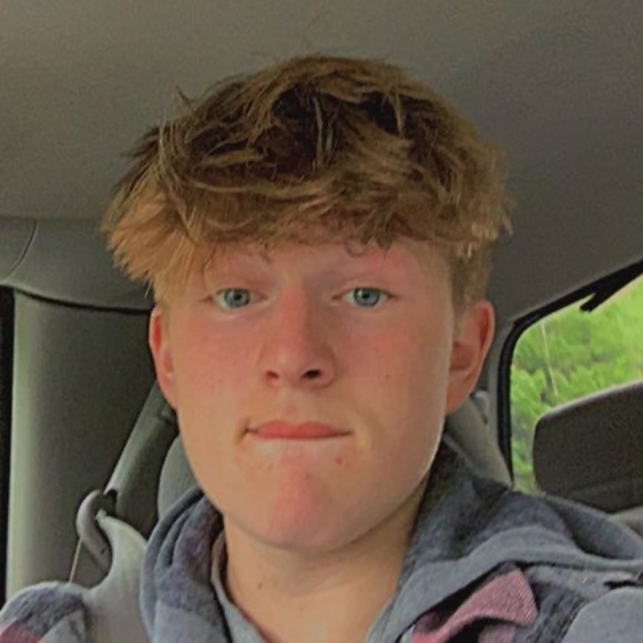 Profile Picture of Colvin Moore (@colvinmoore) on Poshmark