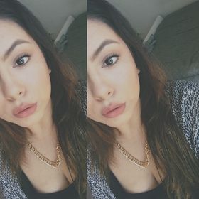 Profile Picture of Alexis Jones (@aj220420) on Pinterest