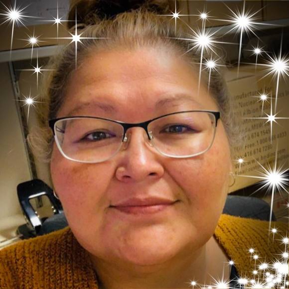 Profile Picture of Stephanie Mike (@daffmike15) on Poshmark