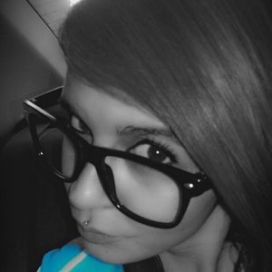 Profile Picture of Julia Fernandez (@yulius84) on Myspace