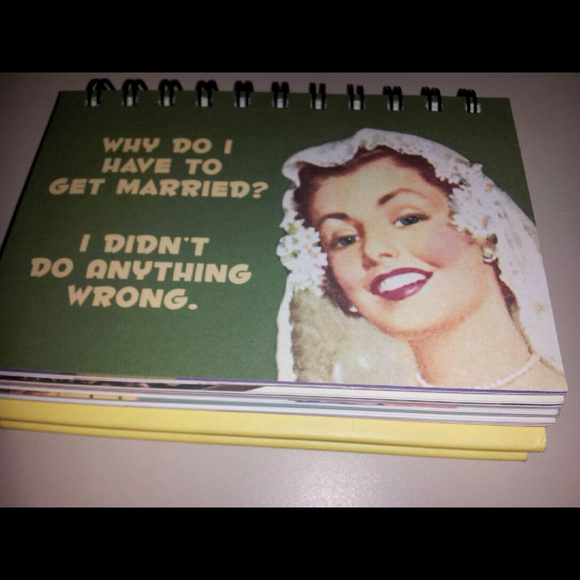 Profile Picture of Lynnette Carnal (@cdhulagrlgo) on Poshmark